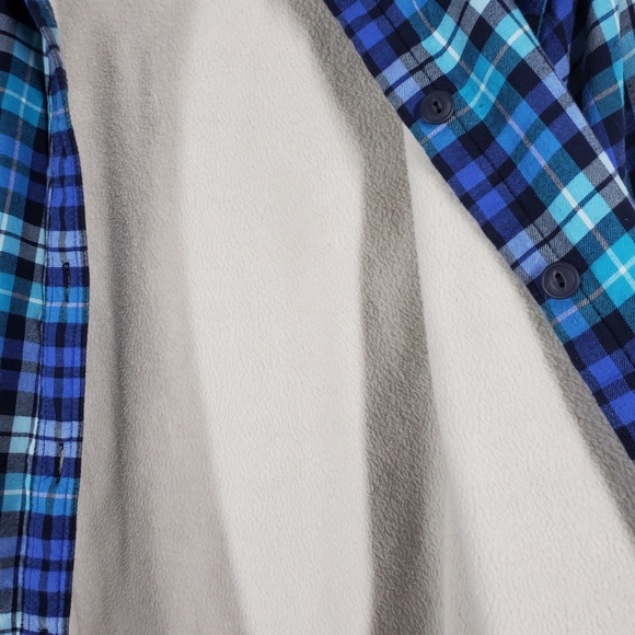 L.L. BEAN FLEECE LINED FLANNEL SHACKET - GUC - Picture 7 of 10